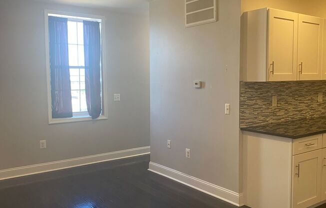 1 bed, 1 bath, 700 sqft, $1,495, Unit 1416-3R