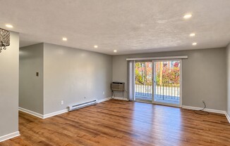54 FOUNTAIN LN