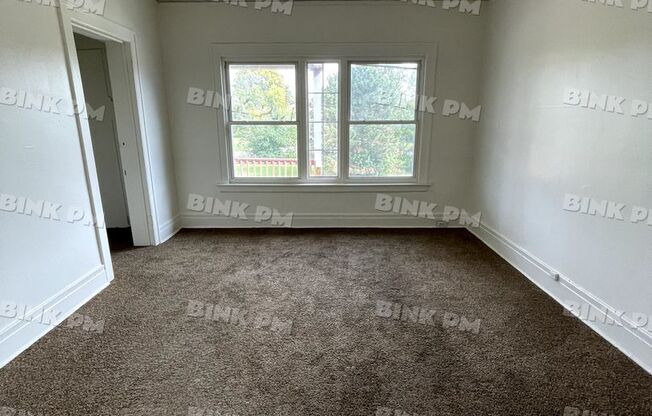 2 beds, 1 bath, $800, Unit Unit 1