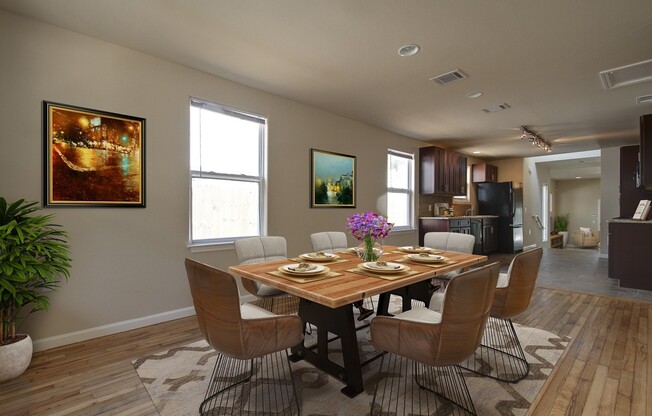 UT PRE LEASE: 2009 Remodeled 6 Bed / 3 Bath, Wood & Stained Concrete Floors, Custom High End Kitchen and Bathrooms, Just North of UT