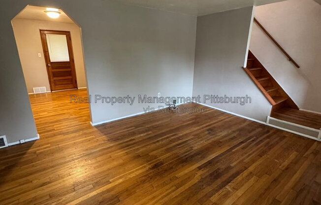 93 N JOSLYN DR