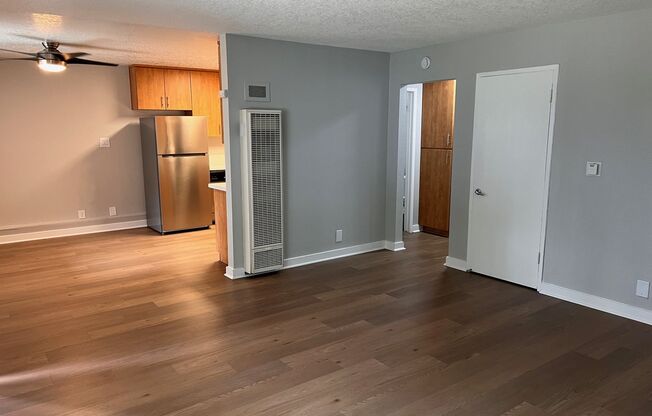 2 beds, 1 bath, 950 sqft, $2,695, Unit 1720-9