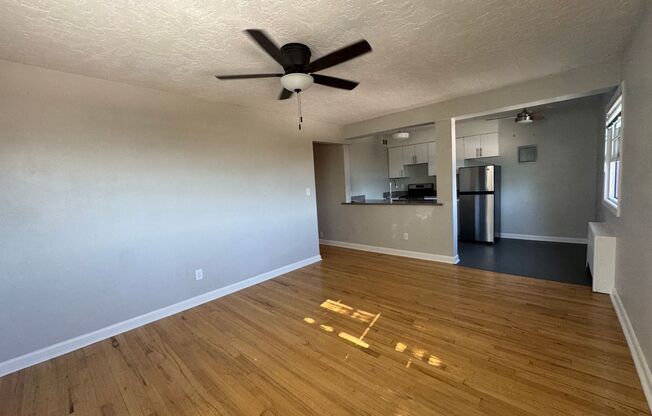 1 bed, 1 bath, 606 sqft, $1,595, Unit 420
