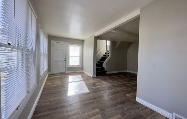 Beautiful 3 bedroom, 1 bath single family home with fenced yard and garage