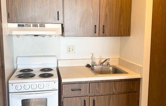 Salt Lake - Five Regents: Studio 1 bath with 1 covered parking stall