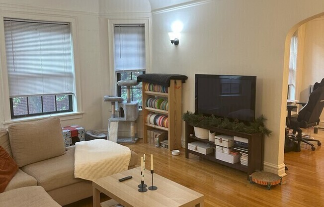 1121 WASHINGTON