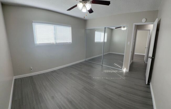 2 beds, 1 bath, $2,350, Unit Y