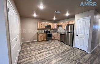 3 beds, 2 baths, $1,399