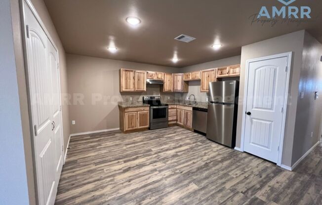 3 beds, 2 baths, $1,399