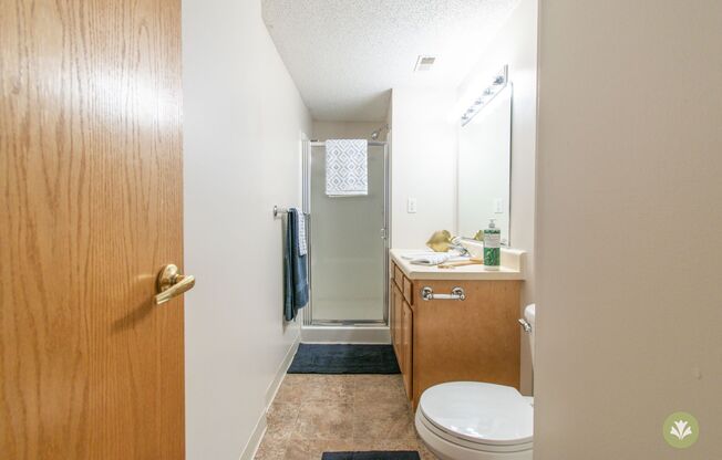 3 beds, 2 baths, 1,350 sqft, $1,460, Unit C-70