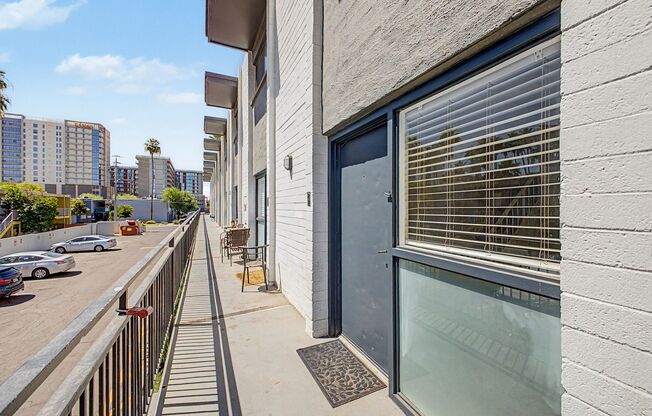 2 beds, 2 baths, 992 sqft, $1,595, Unit 24