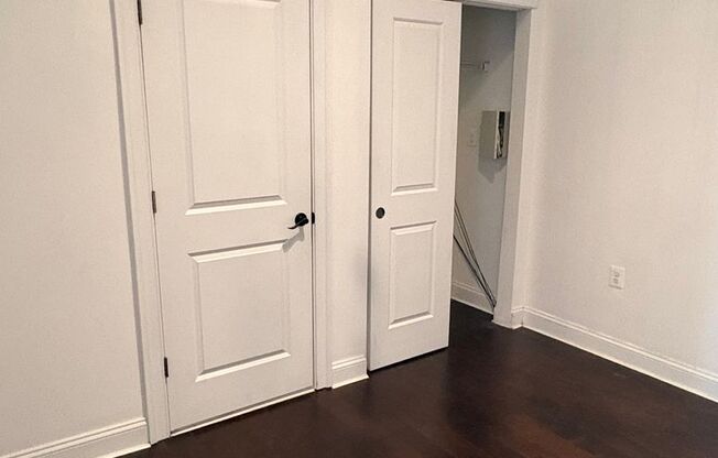 Mt. Vernon Lofts - 917 Saint Paul St.