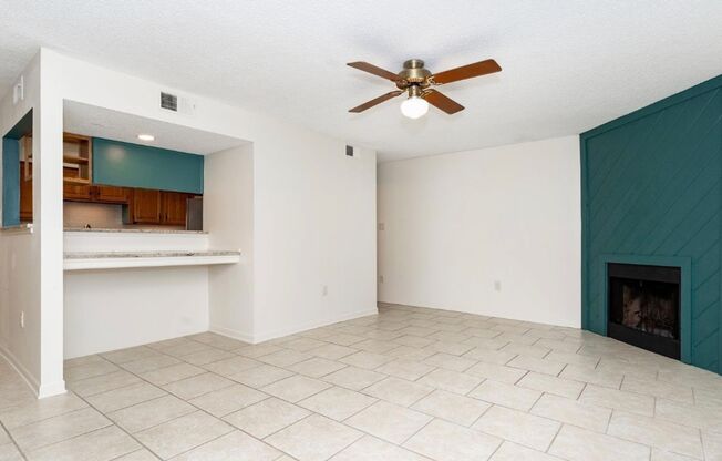 2 beds, 2.5 baths, $1,275