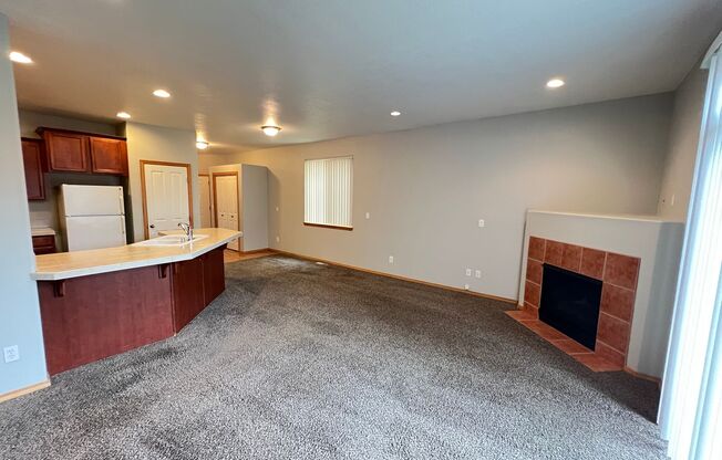 745 / 747 SE Tampa St.