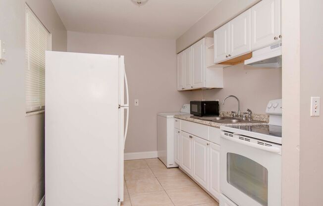 2/1 Close to Downtown Tampa and University of Tampa