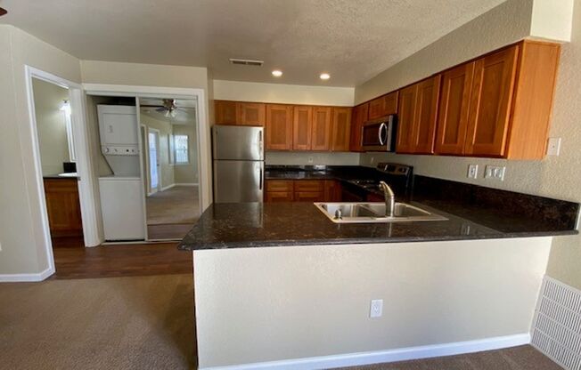 2 beds, 2 baths, 900 sqft, $1,995, Unit 106