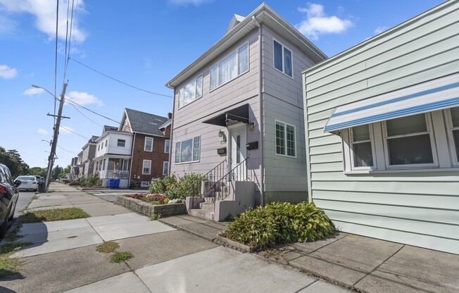 205 EMERALD ST