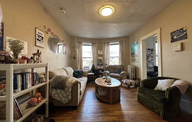 32 Symphony Rd 2
