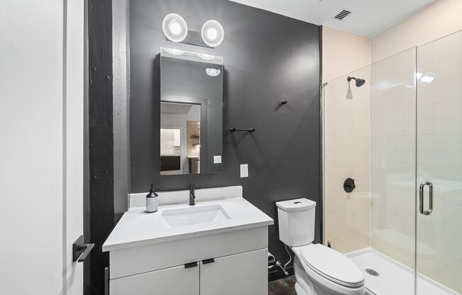 2 beds, 1 bath, 843 sqft, $2,640, Unit Commercial Suite 202-204