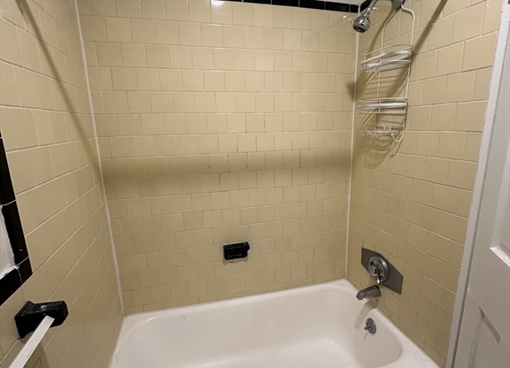 1 bed, 1 bath, 700 sqft, $2,650, Unit 308