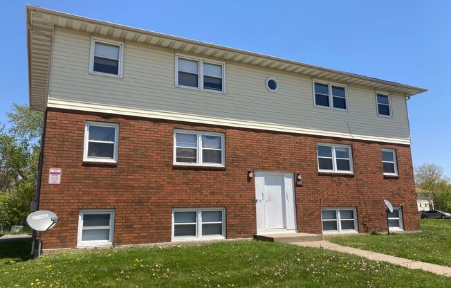 702 W 63rd