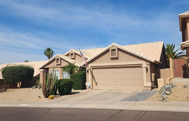 Spacious 3 Bedroom in the Foothills!