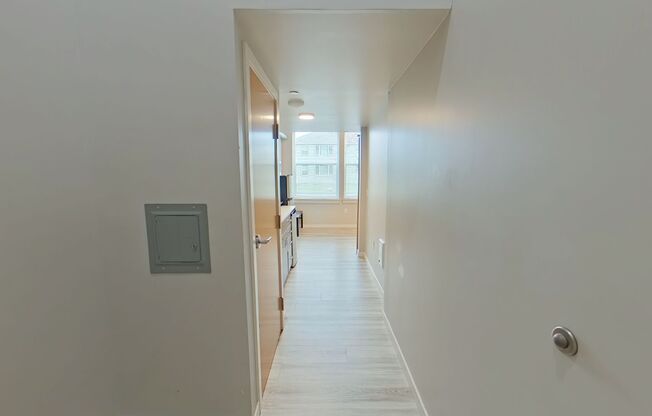 1 bed, 1 bath, 428 sqft, $1,275, Unit 101