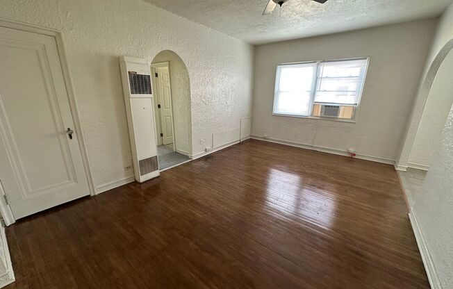 Walnut Manor Apartments