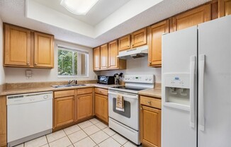 1524 LAKEVIEW RD