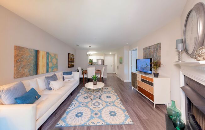 1 bed, 1 bath, 623 sqft, $1,774, Unit 101RT-203