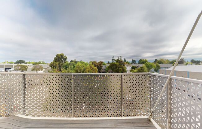 1 bed, 1 bath, 742 sqft, $2,595, Unit 323