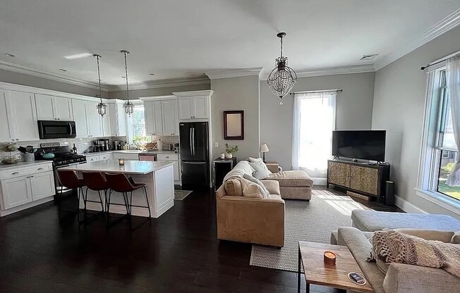 6 SOUTHER RD
