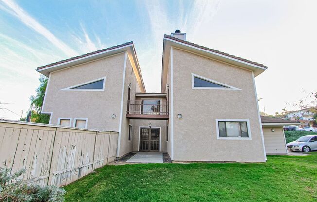 Modern 3 Bed Home for Rent in Riverside CA 92507 Garage Available