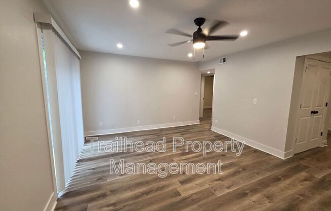 1107 W 40