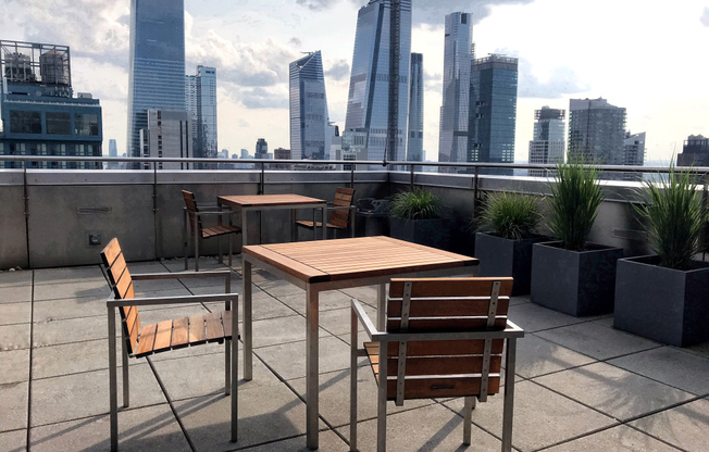 1 bed, 1 bath, 690 sqft, $4,400, Unit 6F