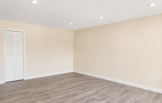 2 beds, 2 baths, 1,000 sqft, $2,500, Unit 7025-26B