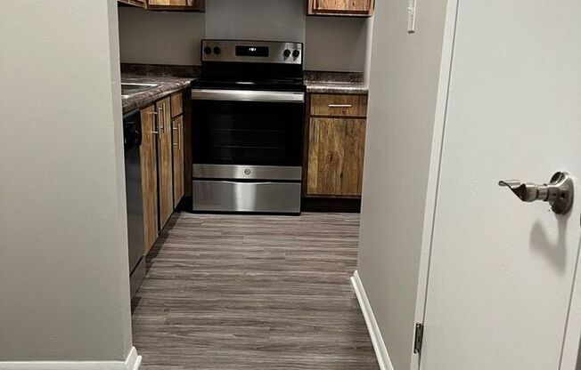 1081 SCARBOROUGH CT