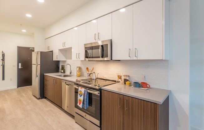 485 SE 14 AVE