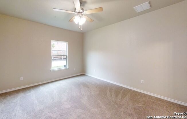 2 beds, 2 baths, $1,600