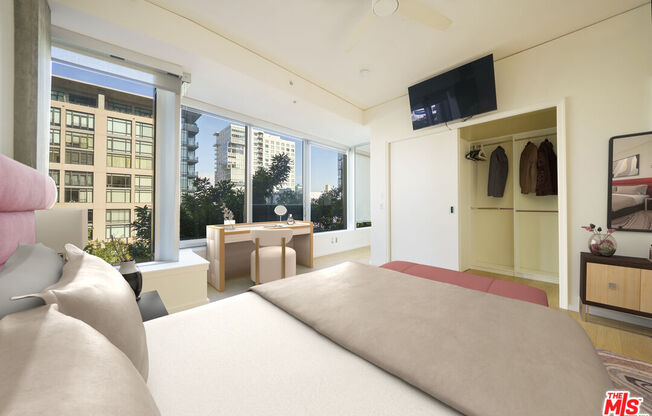 1 bed, 1.8 baths, 1,400 sqft, $3,990, Unit 817