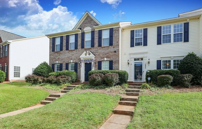 Welcome to this stunning 3-bedroom, 2-bathroom Townhome located in the vibrant community of Huntersville, NC.