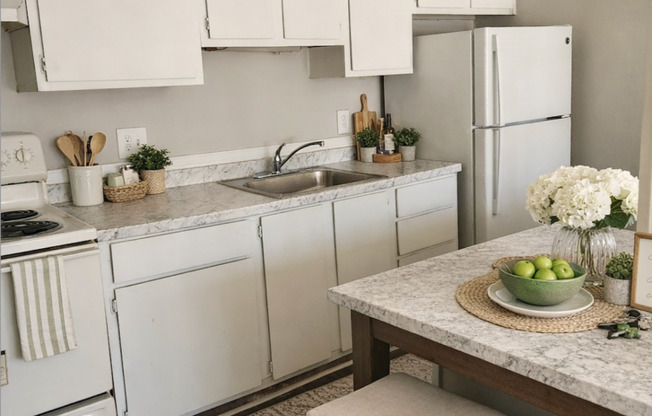 1 bed, 1 bath, 576 sqft, $1,199, Unit 0835