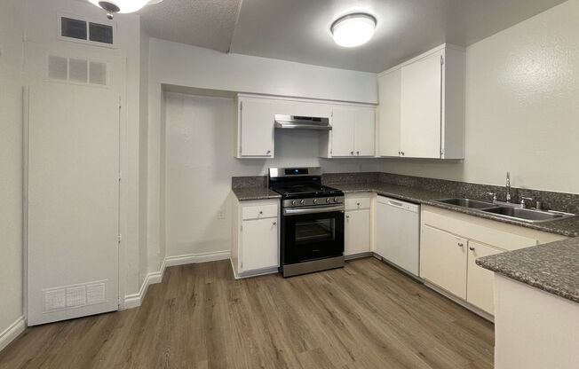 FRA - Francis Apartments