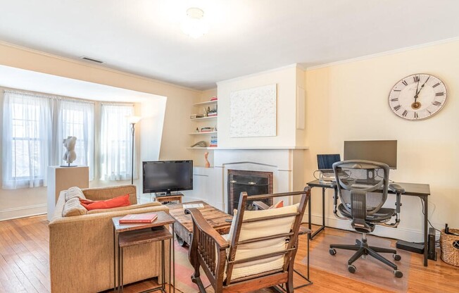 325 K ST