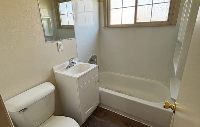 Beautiful and Cozy One Bedroom Apartment