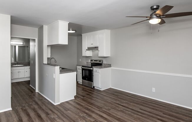 1 bed, 1 bath, 748 sqft, $1,950