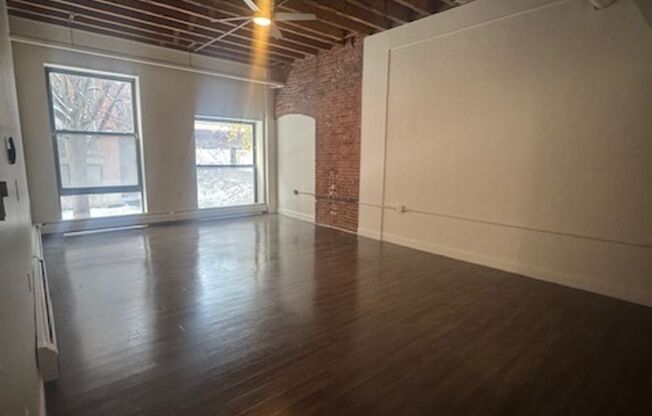 1 bed, 1 bath, 805 sqft, $1,655, Unit C-108