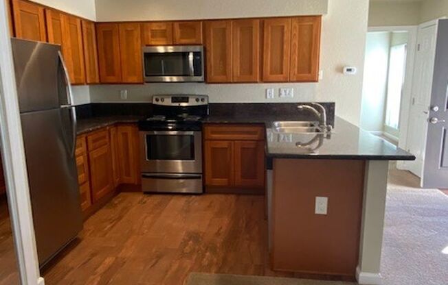 2 beds, 2 baths, 900 sqft, $1,995, Unit 106