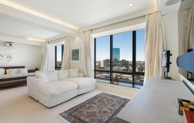 3 beds, 4.5 baths, 3,246 sqft, $35,000, Unit 30E