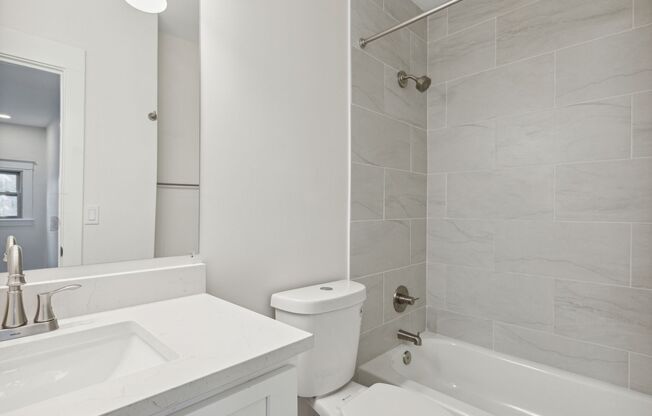 4 beds, 4 baths, 1,635 sqft, $4,995, Unit 1005 W. 14th Ave.